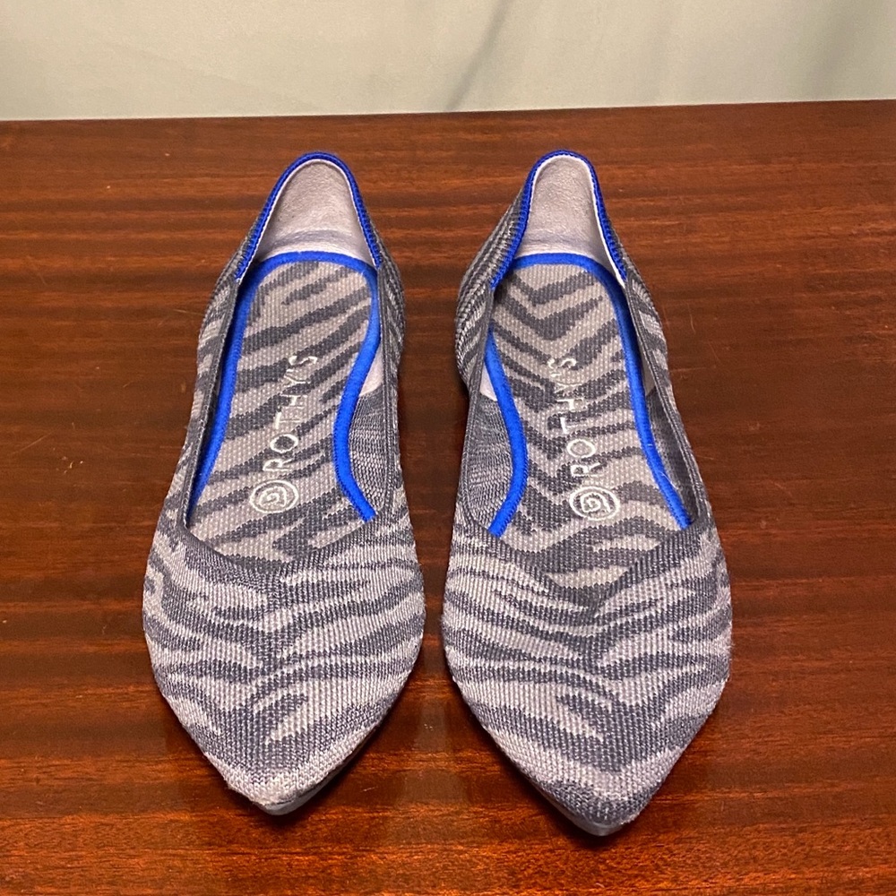 Retired Rothy’s Rothy’s the Point Grey Zebra 8.5 Luxury Ballet Flats EUC